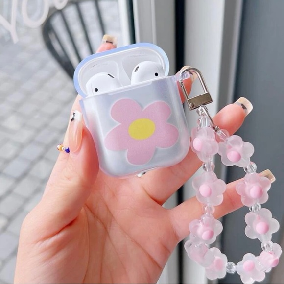 Other - Flowered AirPods Pro Case with Flower Bead Bracelet